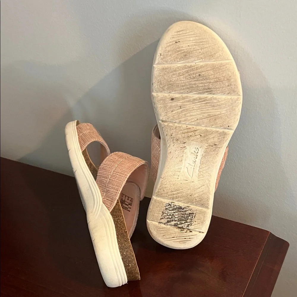 Clarks Women's Blush Sandals - Picture 3 of 3